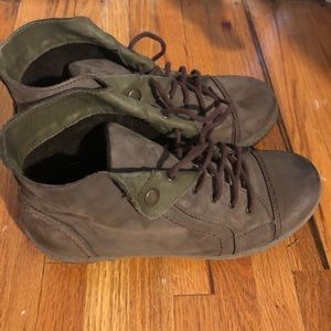 V Italia shoes / boots